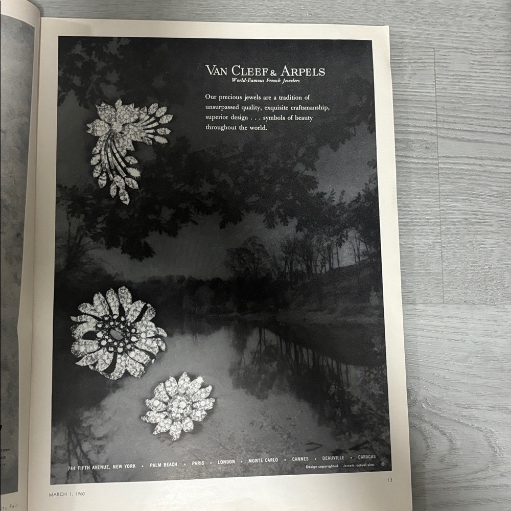1960 Vogue Magazine with Floral Headpiece Cover 1960 - Picture 4 of 7